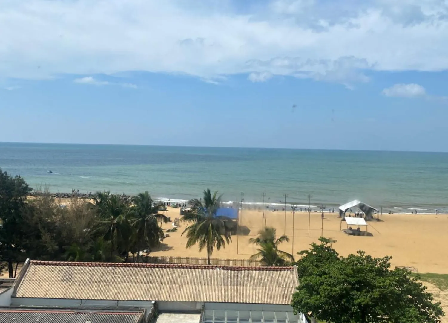 Ocean Breeze Hotel Residencies Luxury Studio Apartment - Negombo